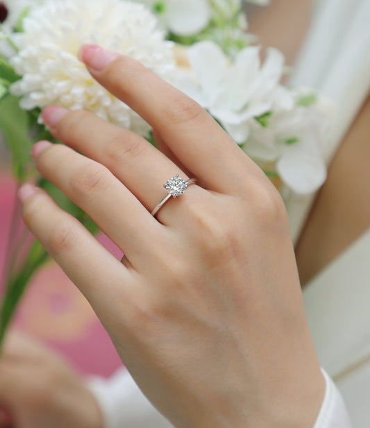 Oath - Set With 1-2 Carat Top-quality Moissanite S925 Silver And Platinum-plated Diamond Wedding Ring. The Ring Can Be Tested With A Diamond Pen. Gold Rose Gold