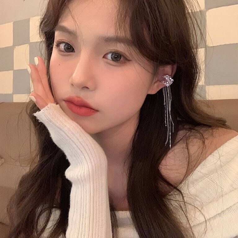 Moon Zircon Long Tassel Chain Earrings Without Ear Holes Small And Elegant Design