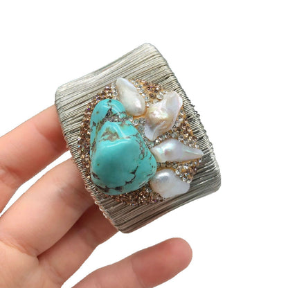 Female Versatile Design A Luxurious Baroque Bracelet