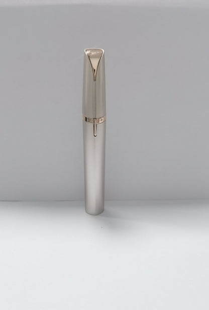 Mini Electric Eyebrow Trimmer Lipstick Brows Pen Hair Remover Painless Razor Epilator with LED Light - SD & CO.