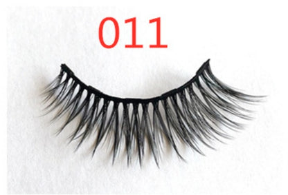 A Pair Of False Eyelashes With Magnets In Fashion - SD & CO.