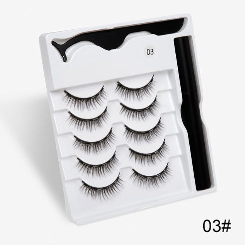 A Pair Of False Eyelashes With Magnets In Fashion - SD & CO.