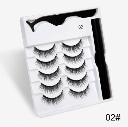 A Pair Of False Eyelashes With Magnets In Fashion - SD & CO.