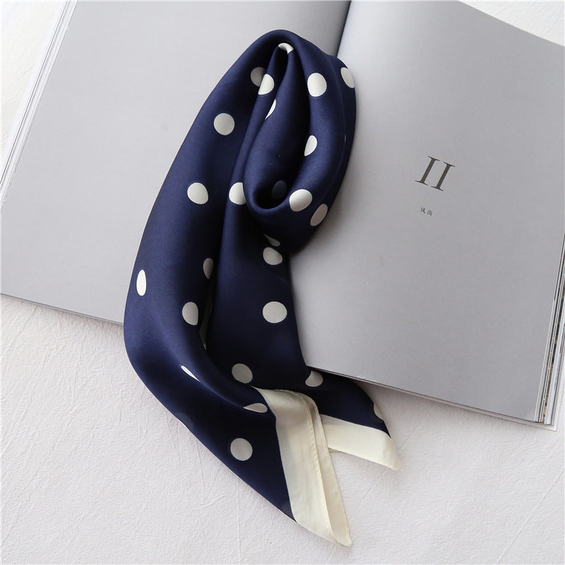 Literary small square retro scarf