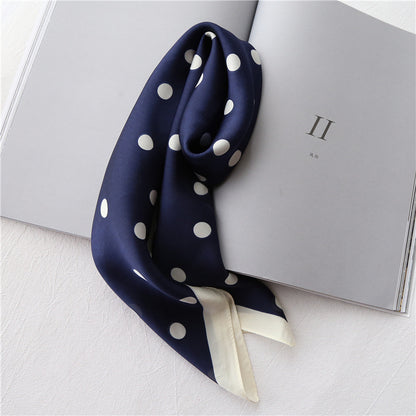 Literary small square retro scarf