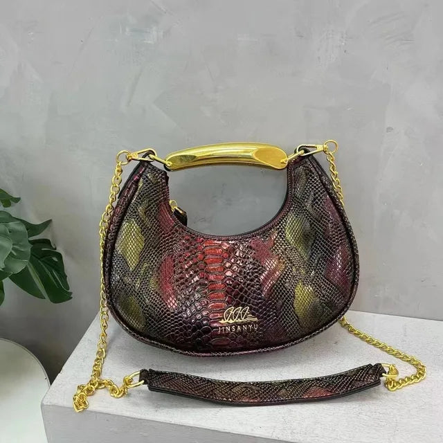 Winter New Textured Crossbody Bag Women's Cross-border Retro Shoulder Bag Crocodile Pattern Underarm Bag Personalized Design Bag