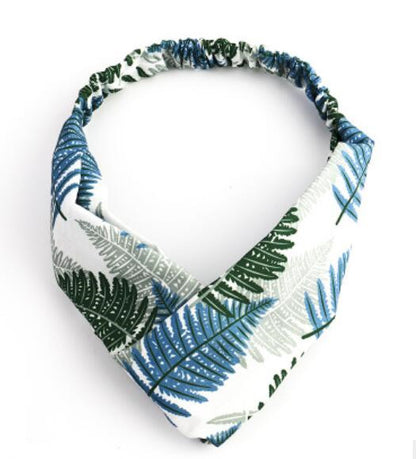 Hair band with female tiara