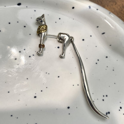 Single Gold And Silver Two-tone Pharaoh Cat Earrings