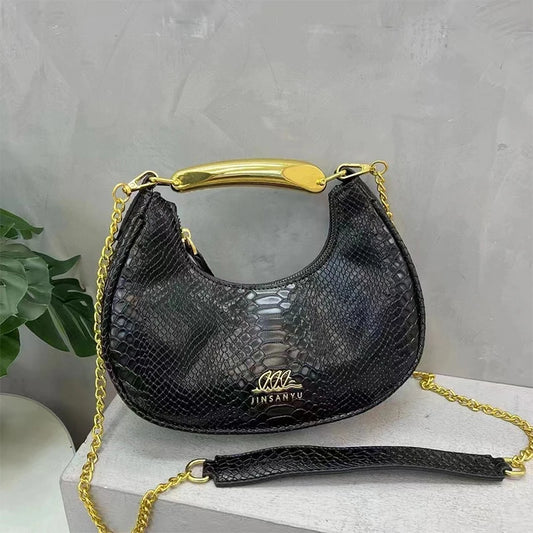Winter New Textured Crossbody Bag Women's Cross-border Retro Shoulder Bag Crocodile Pattern Underarm Bag Personalized Design Bag