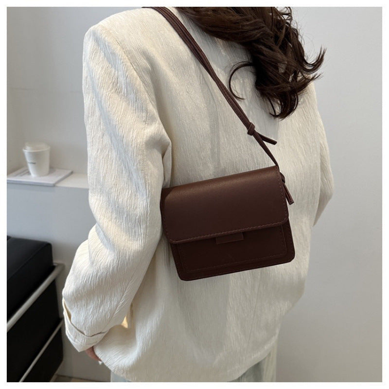 Versatile Retro Shoulder Crossbody Bag