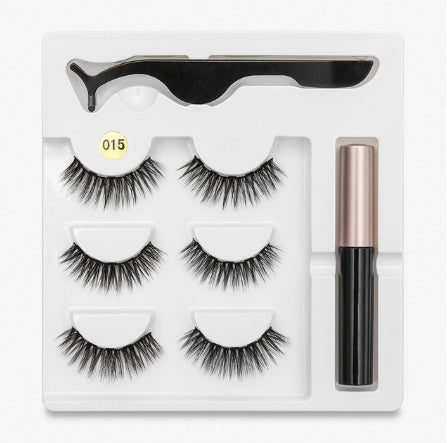 A Pair Of False Eyelashes With Magnets In Fashion - SD & CO.