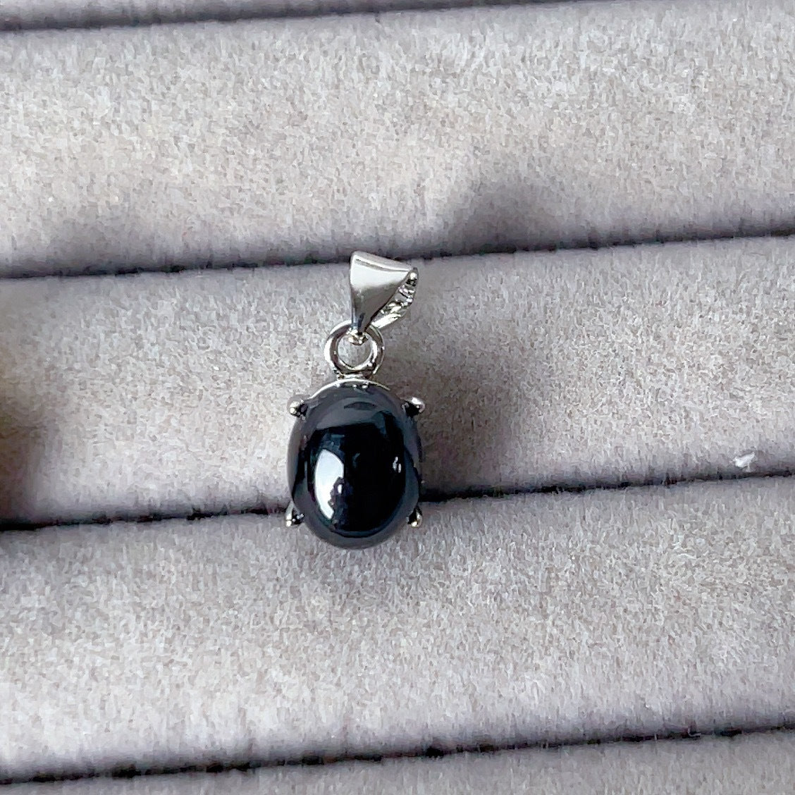 Fashionable Golden Black Tourmaline Pendant Ring For Women