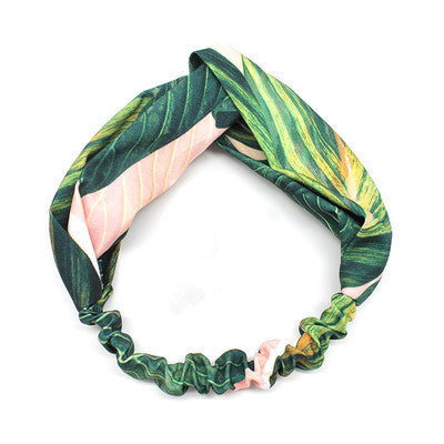 Hair band with female tiara