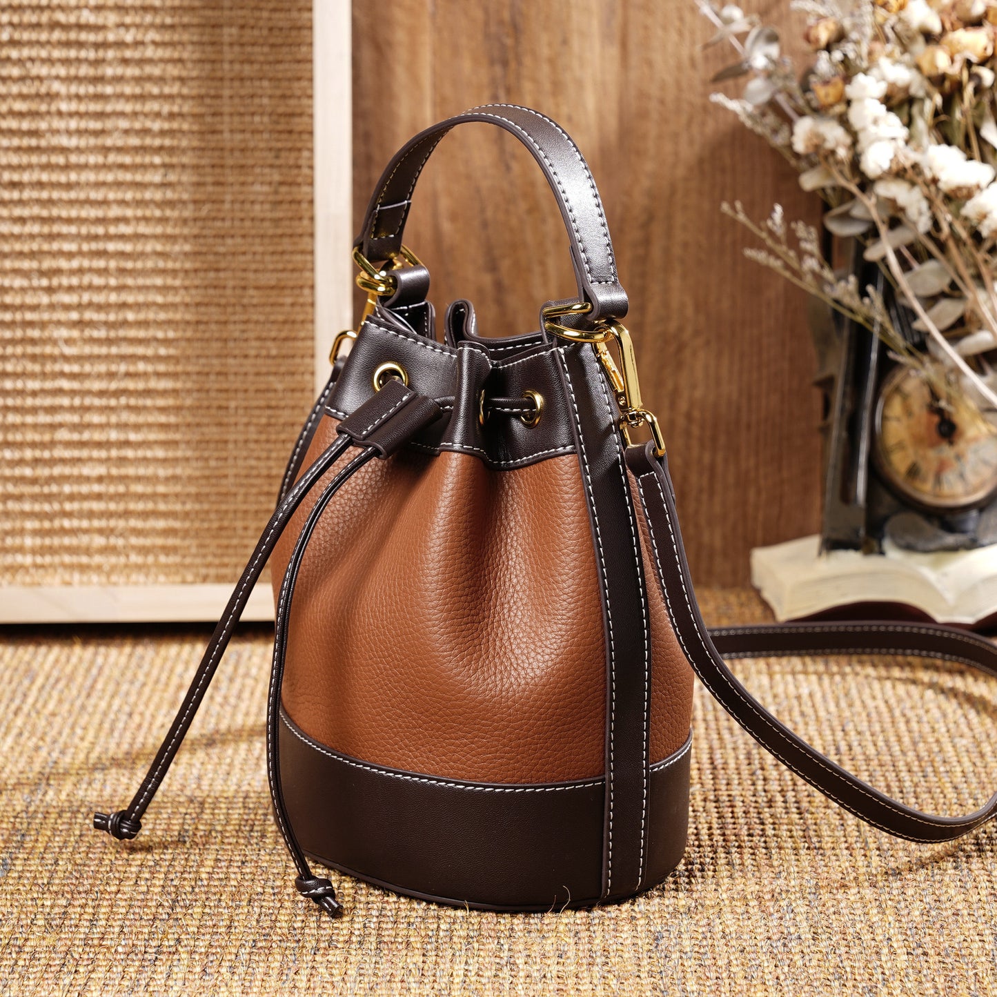 Fashion Casual All-match Retro Shoulder Bag