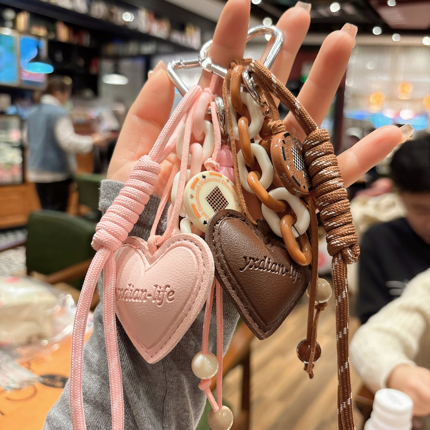 Woven Rope Leather Heart-shaped Small Gourd Pendant Keychain