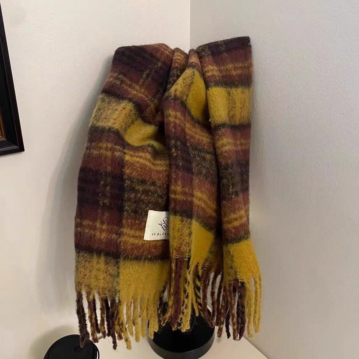 New Fashionable Plaid Scarf For Women