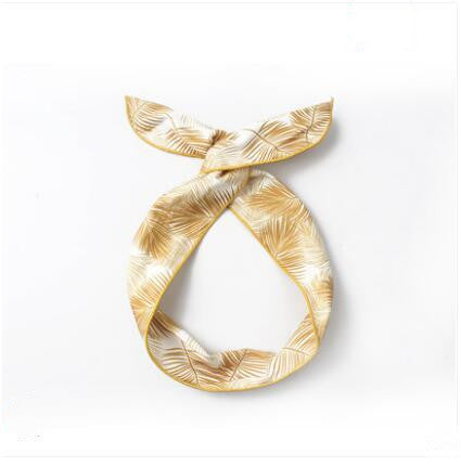 Hair band with female tiara