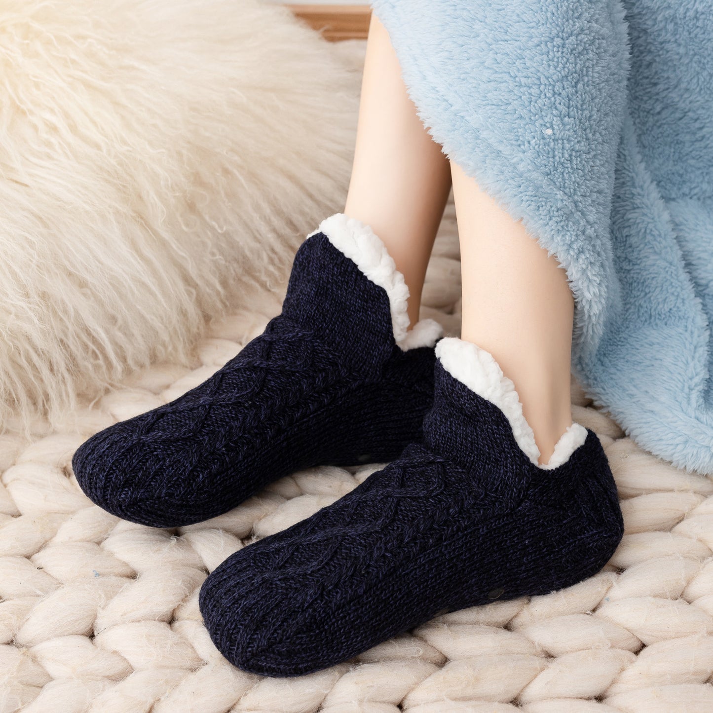 Winter Thickened Fleece Home Floor Socks Warm Fleece Insulated Unisex Adult Dot Glue Socks Indoor Slipper Socks