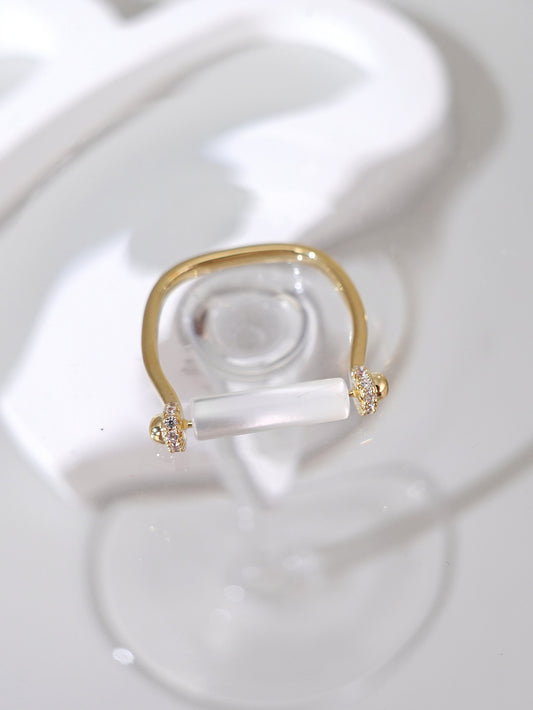 Rotatable Micro-paved Diamond Geometric Light Luxury High-end Ring