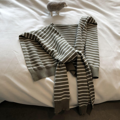 Over-the-shoulder Striped Warm Knotted Scarf