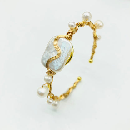 Natural Freshwater Pearl Handmade Wire-wrapped Bracelet